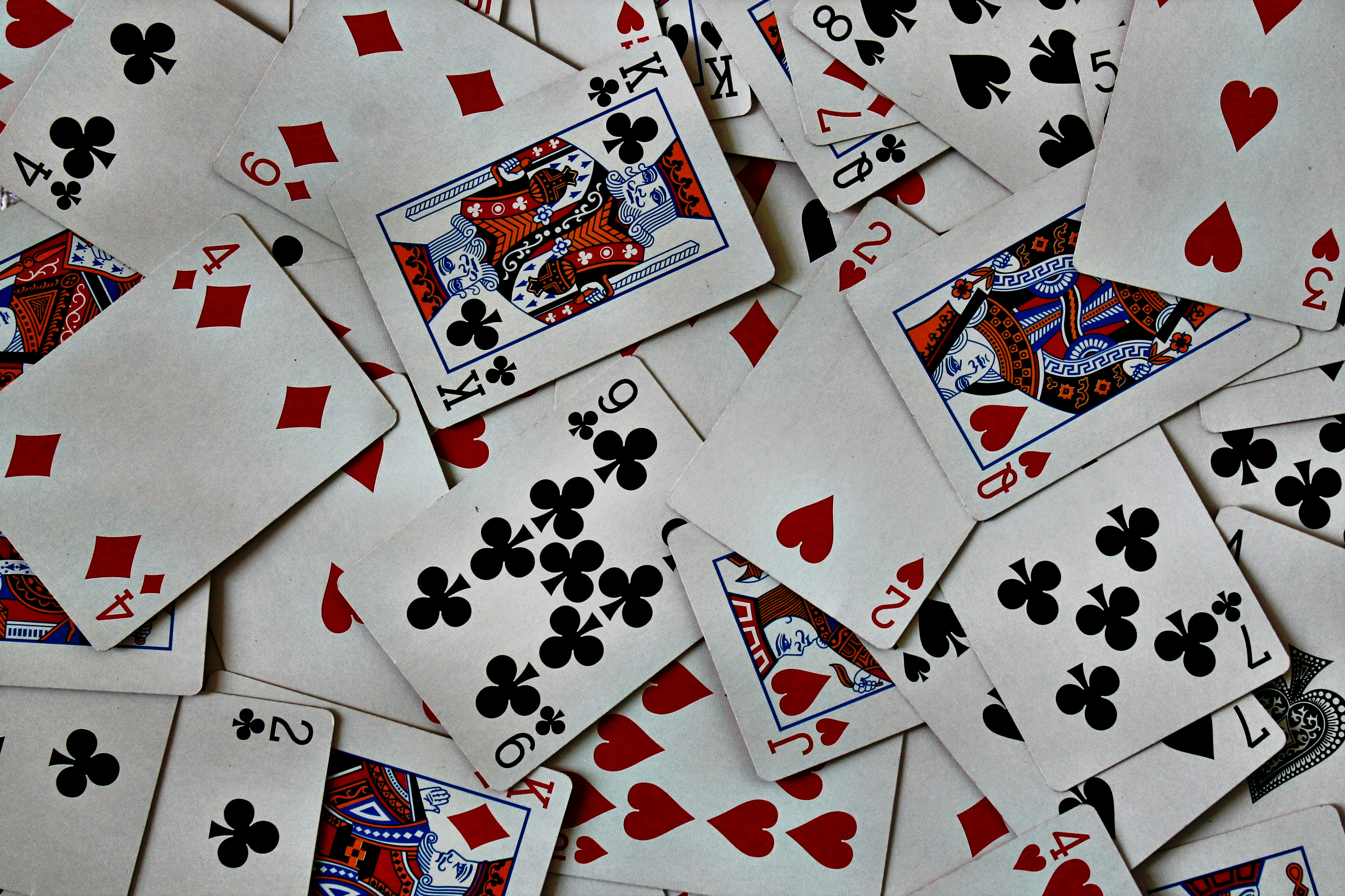 Карточные игры. Карты игровые. Азартные карты. Карты игральные азартные. Пустая колода карт